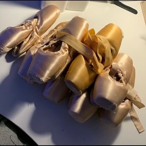 RESERVED Pointe Shoe Bundle